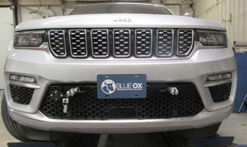 Load image into Gallery viewer, Blue Ox Alpha (8,500 lb) Tow Bar & Baseplate Combo fits Jeep Grand Cherokee WL (No L or WK) Summit (No Tow Hooks) (Inc. ACC, 4xe, & Shutters)