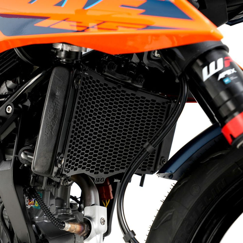Load image into Gallery viewer, R&G Racing Matt Black PRO Radiator Guard For 2024 Husqvarna VITPILEN 401