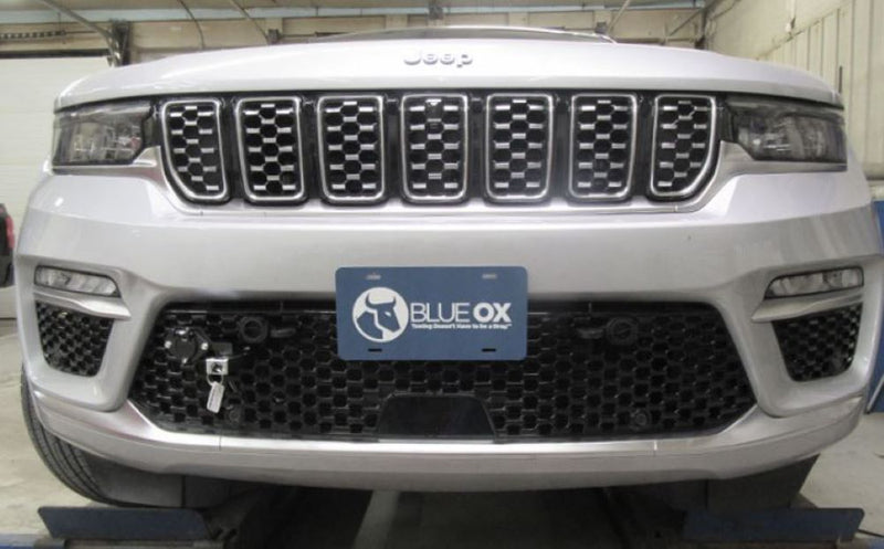 Load image into Gallery viewer, Blue Ox Alpha (8,500 lb) Tow Bar & Baseplate Combo fits Jeep Grand Cherokee WL (No L or WK) Summit (No Tow Hooks) (Inc. ACC, 4xe, & Shutters)