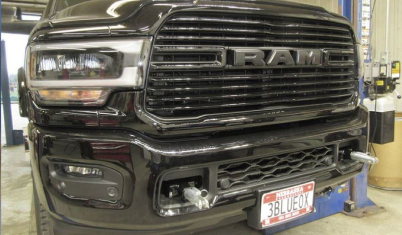 Load image into Gallery viewer, Blue Ox Avail Tow Bar (10,000 lbs. cap.) & Baseplate Combo fits Select Ram 2500 & 3500 (Includes Diesel Models) (No Power Wagon)