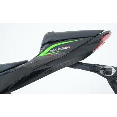 Load image into Gallery viewer, R&G Racing Carbon Fibre Tail Sliders For 2015-2018 Kawasaki Ninja ZX6R ZX636
