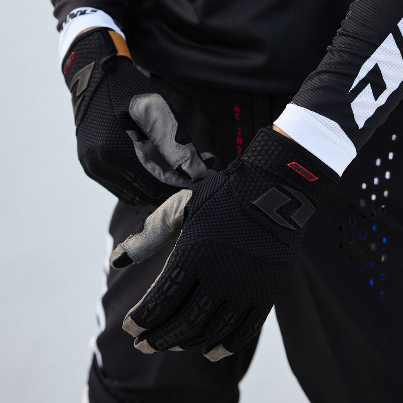 Load image into Gallery viewer, One Industries X197 Core Black Gloves