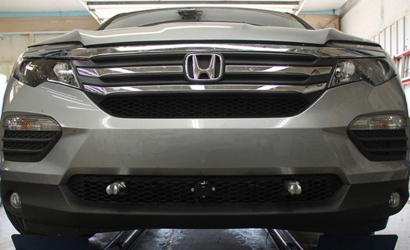 Load image into Gallery viewer, Blue Ox Alpha 2 Tow Bar (6,500 lbs. cap.) & Baseplate Combo fits 2016 Honda Pilot