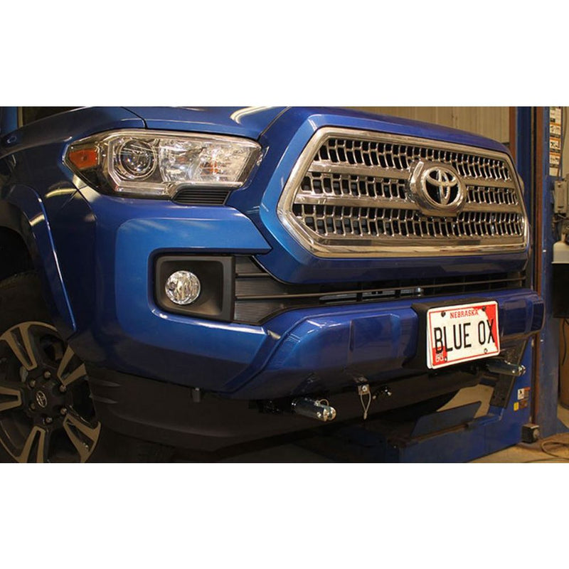 Load image into Gallery viewer, Blue Ox Ascent Tow Bar (7,500 lbs. tow capacity) & Baseplate Combo fits Select Toyota Tacoma