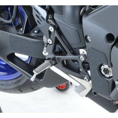 Load image into Gallery viewer, R&G Racing Black Boot Guard Kit For 2013-2014 Yamaha YZF R1 EZBG901BL