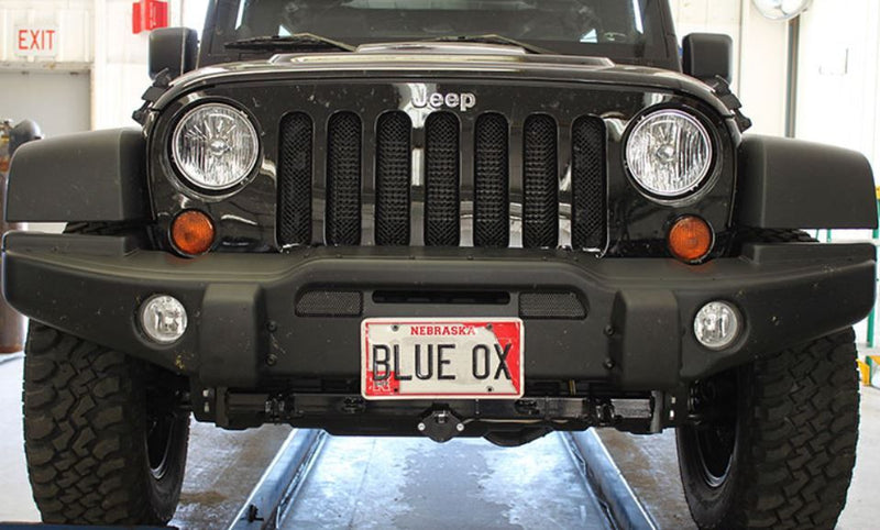 Load image into Gallery viewer, Blue Ox Ascent Tow Bar (7,500 lbs. tow cap.) & Baseplate Combo fits 2012-2013 Jeep Wrangler Models (Please See Notes And Compatibility Chart)