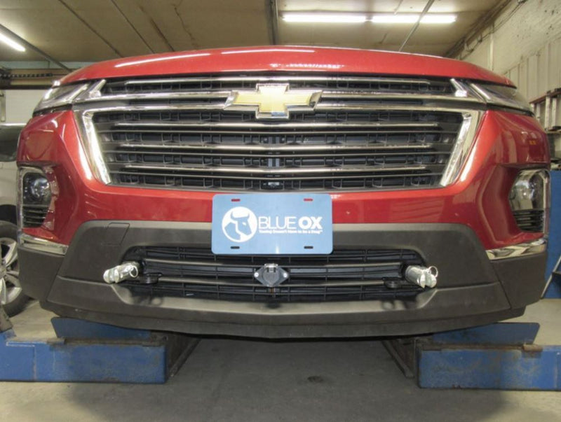 Load image into Gallery viewer, Blue Ox Avail Tow Bar (10,000 lbs. cap.) & Baseplate Combo fits Select Chevrolet Traverse and Traverse Limited (Includes Top & Bottom Shutters) (No Adaptive Cruise Control)
