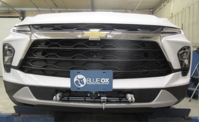 Load image into Gallery viewer, Blue Ox Alpha (8,500 lb) Tow Bar & Baseplate Combo fits Select Chevrolet Blazer (2.0L Turbo) (Includes Top Shutters) (No Adaptive Cruise Control)