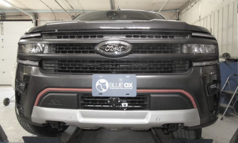 Load image into Gallery viewer, Blue Ox BX2693 Baseplate fits Select Ford Expedition 4x4 (Only vehicles equipped w/ 4L) (Includes ACC, Shutters, Timberline & EcoBoost)