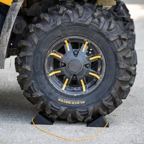 Load image into Gallery viewer, Buyers Mini Rubber Wheel Chock Set
