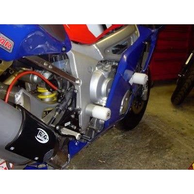 Load image into Gallery viewer, R&amp;G Racing Black Classic Style Crash Protectors For 1999-2002 Yamaha YZF R6
