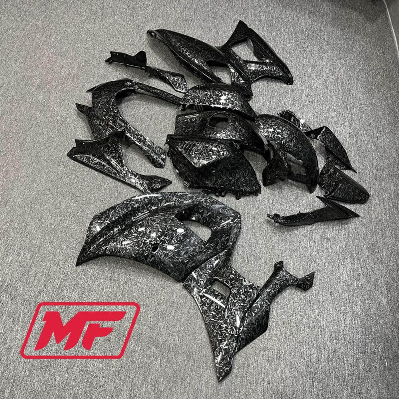 Load image into Gallery viewer, Monster Fairings Full Kit Yamaha R7 21-23 Forged Carbon Fiber Style + Windshield + Gas Tank Cover
