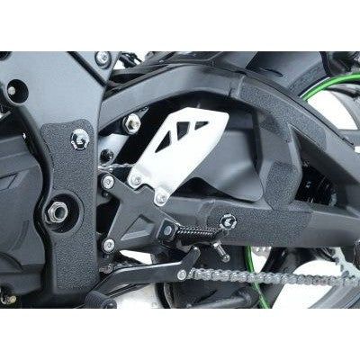 Load image into Gallery viewer, R&amp;G Racing Black Boot Guard Kit For 2015-2019 Kawasaki Ninja ZX10R ZX1000
