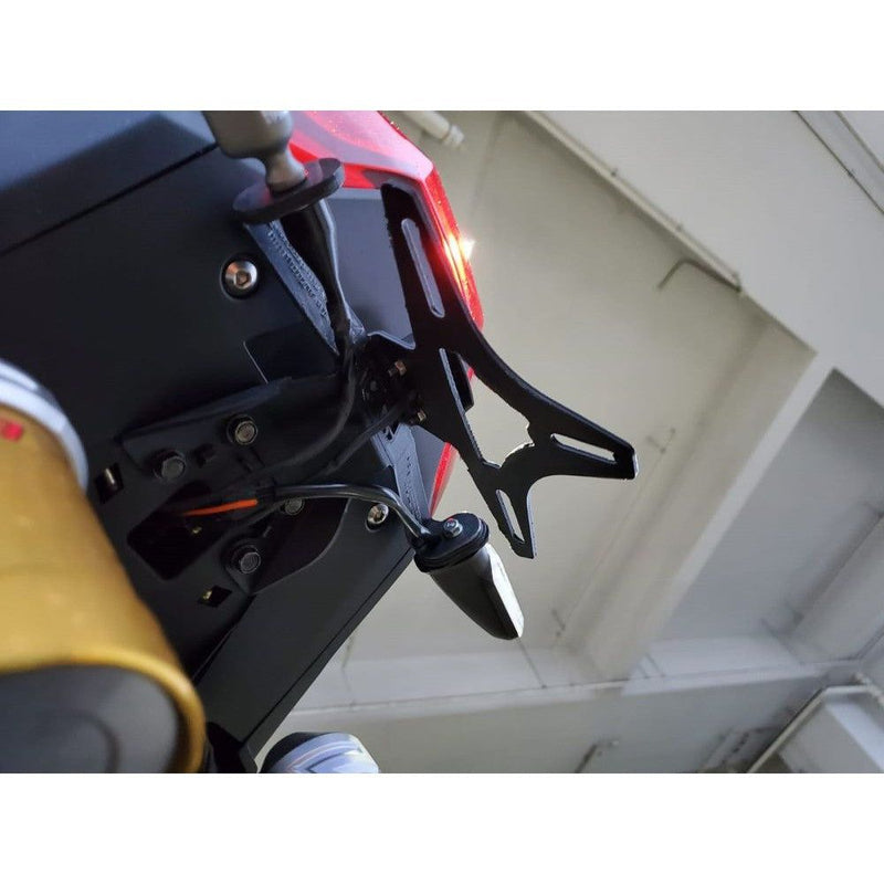 Load image into Gallery viewer, R&amp;G Racing Black Tail Tidy License Plate Holder For 2021-2023 Honda ADV150
