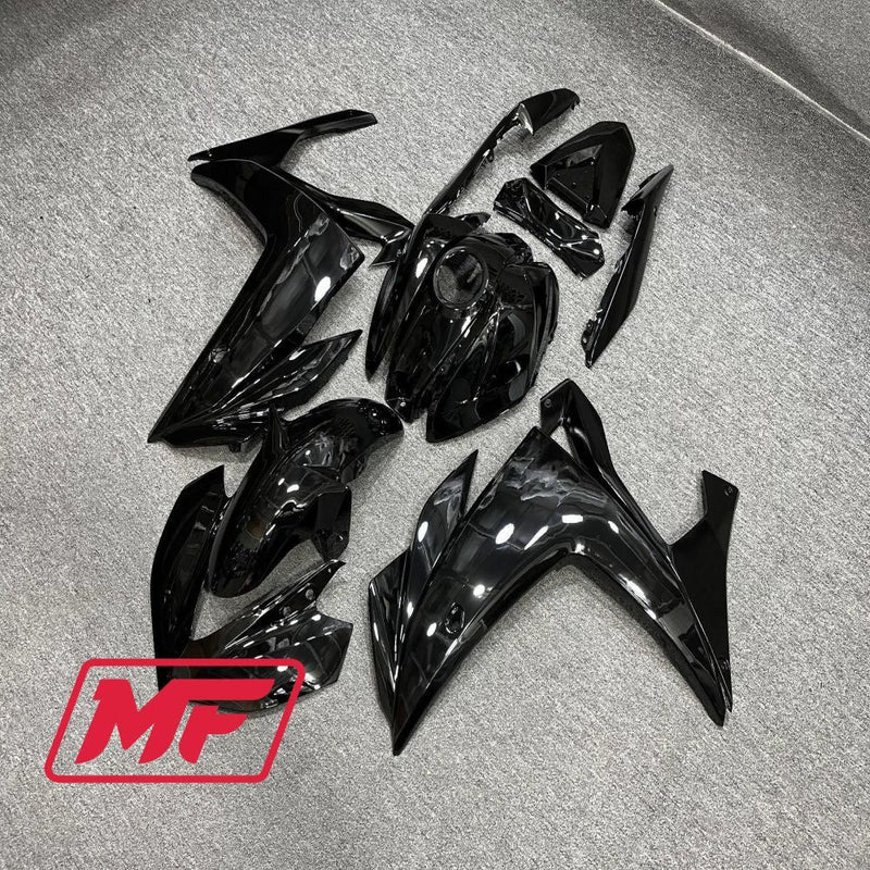 Load image into Gallery viewer, Monster Fairings Full Kit Yamaha R3 14-18 Gloss Black + Windshield + Gas Tank Cover
