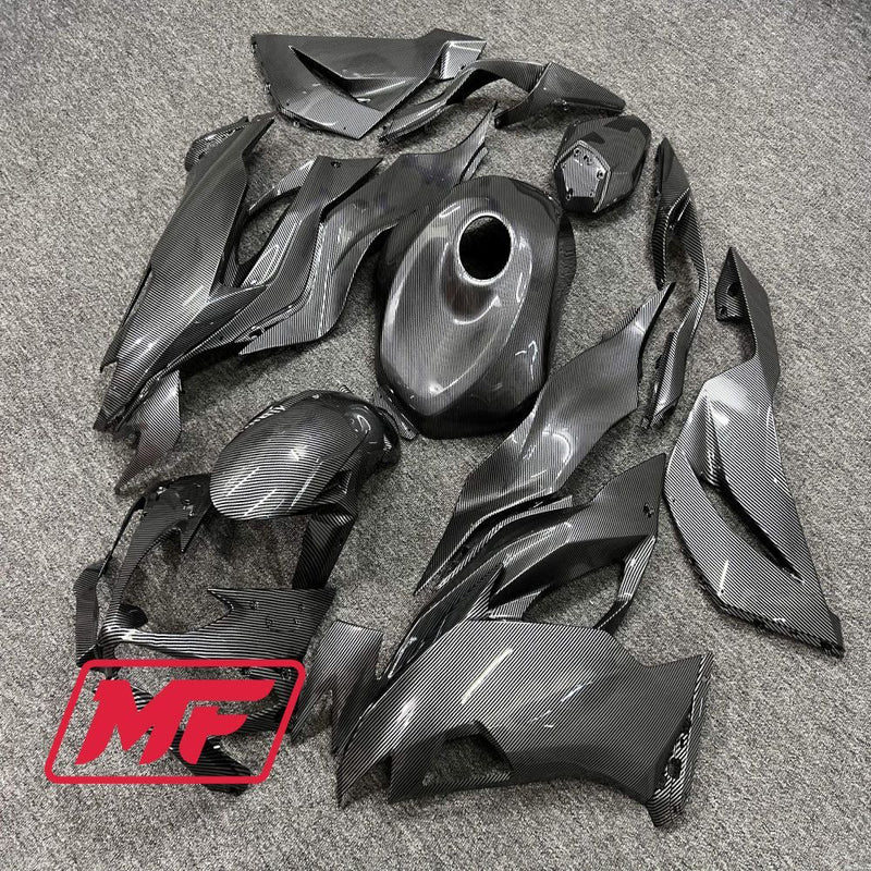 Load image into Gallery viewer, Monster Fairings Full Kit Kawasaki ZX-6R 19-23 Carbon Fiber Style + Windshield + Gas Tank Cover
