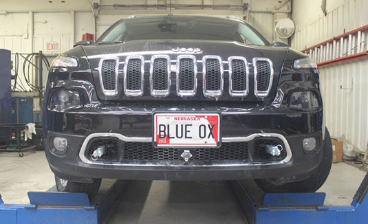 Blue Ox Avail Tow Bar (10,000 lbs. cap.) & Baseplate Combo fits 2014-2018 Jeep Cherokee (No Trailhawk) (2-Speed Transfer Case)