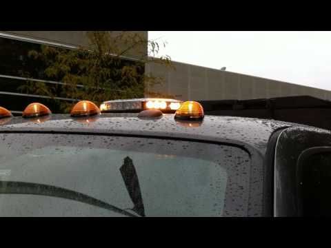 Flashing Amber Mini Light Bar (Magnetic Mount)