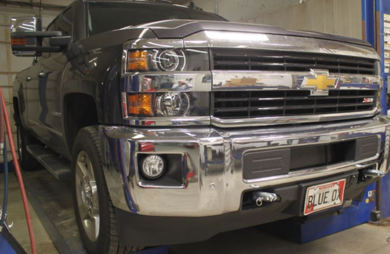 Load image into Gallery viewer, Blue Ox Ascent Tow Bar (7,500 lbs. tow cap.) &amp; Baseplate Combo fits 2015-2019 GMC &amp; Chevrolet 2500/3500 Pickup
