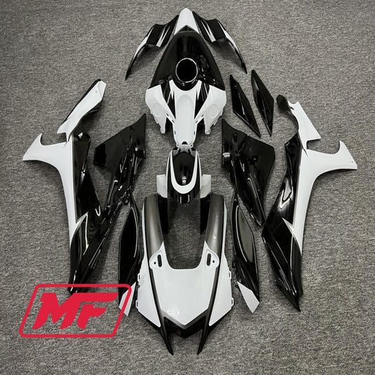 Monster Fairings Full Kit Yamaha R1 20-23 Gloss Black and White + Windshield + Gas Tank Cover