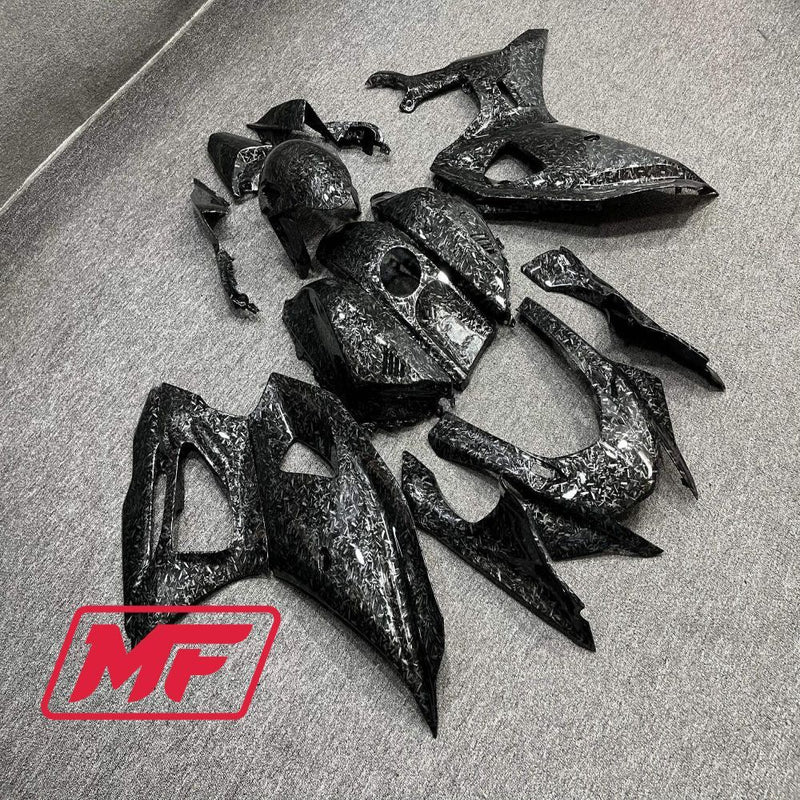 Load image into Gallery viewer, Monster Fairings Full Kit Yamaha R7 21-23 Forged Carbon Fiber Style + Windshield + Gas Tank Cover
