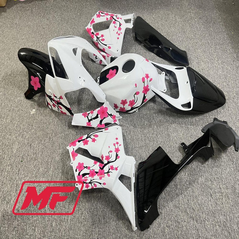Load image into Gallery viewer, Monster Fairings Full Kit Honda CBR600RR 05-06 Gloss Black and White Split with Cherry Blossom + Windshield + Gas Tank Cover
