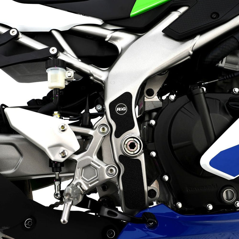 Load image into Gallery viewer, R&amp;G Racing Black Boot Guard Kit For 2020-2024 Kawasaki Ninja ZX-25R
