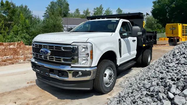 Load image into Gallery viewer, Air Lift LoadLifter 5000 Air Spring Kit fits Select Ford F-350 Commercial Cab and Chassis
