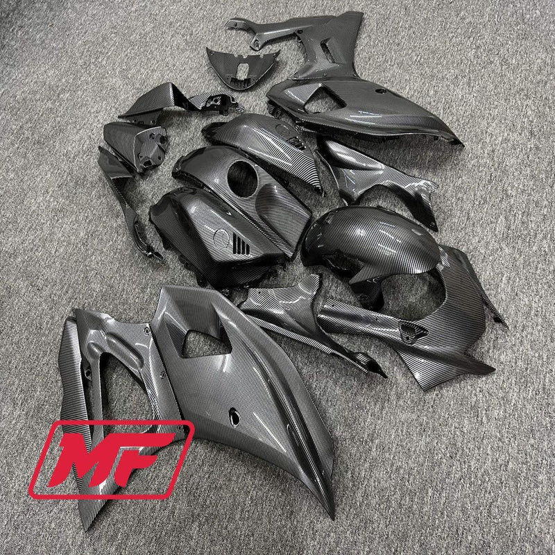 Load image into Gallery viewer, Monster Fairings Full Kit Yamaha R7 21-23 Carbon Fiber Style + Windshield + Gas Tank Cover
