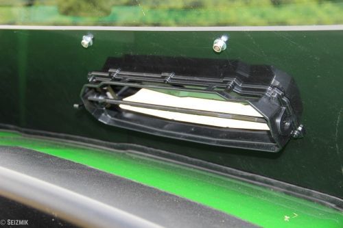 Load image into Gallery viewer, Seizmik Versa-Vent Polycarbonate &amp; ABS Windshield For John Deere Gator XUV/HPX
