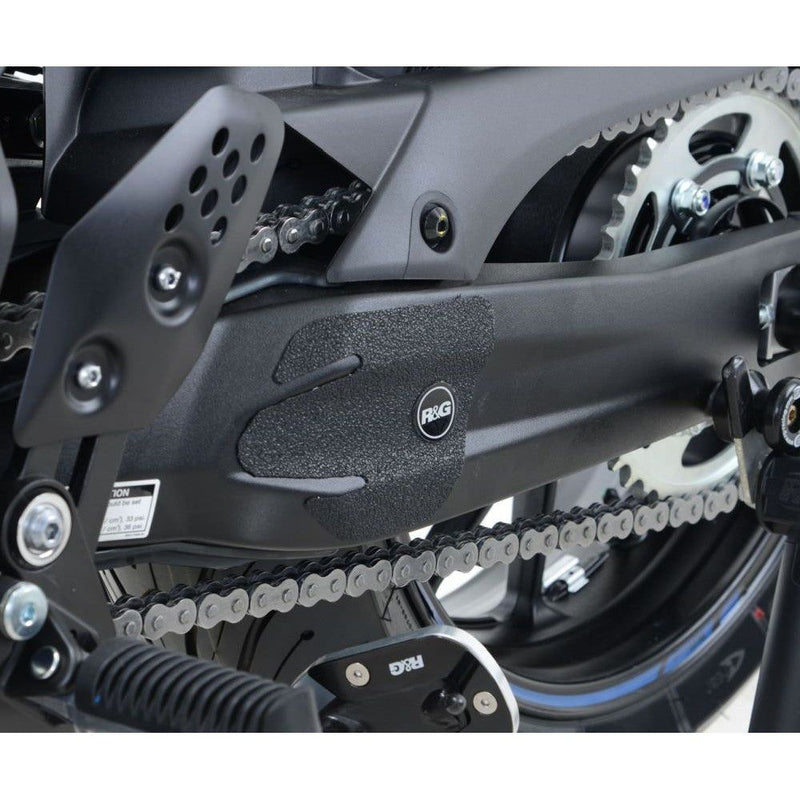 Load image into Gallery viewer, R&amp;G Racing Black Boot Guard Kit For 2016-2020 Yamaha MT-07 Tracer 700 FJ-07
