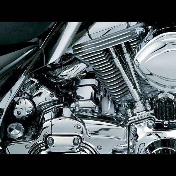 Load image into Gallery viewer, Harley-Davidson FLHRI Road King 1999-2006Starter Cover Chrome by Kuryakyn
