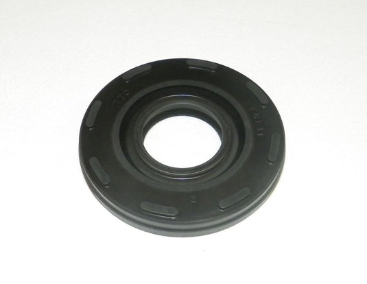 WSM Crankshaft Oil Seal for Kawasaki 650 - 1100 86-11 009-753T