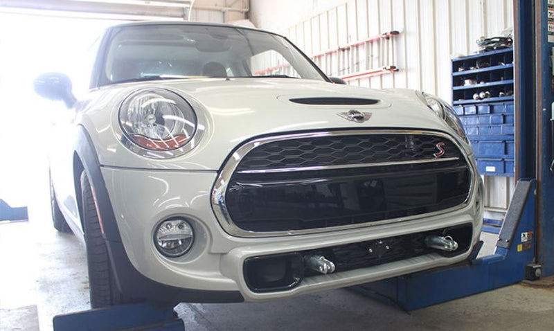 Load image into Gallery viewer, Blue Ox Ascent (7,500 lb) Tow Bar &amp; Baseplate Combo fits Select Mini (BMW) Mini Cooper Hardtop &amp; Convertible
