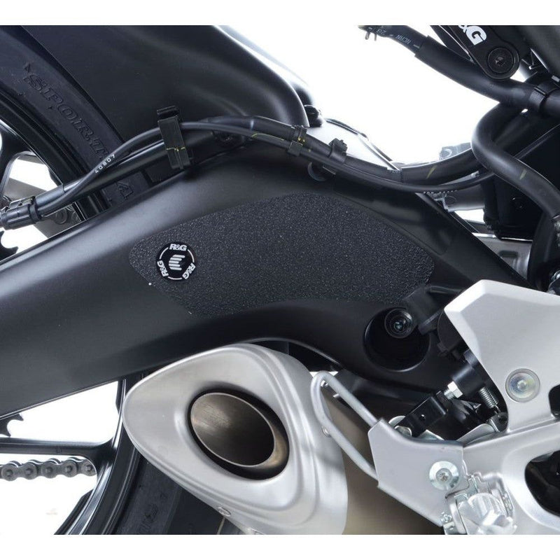 Load image into Gallery viewer, R&amp;G Racing Black Boot Guard Kit For 2018-2020 Yamaha MT-09 FZ-09
