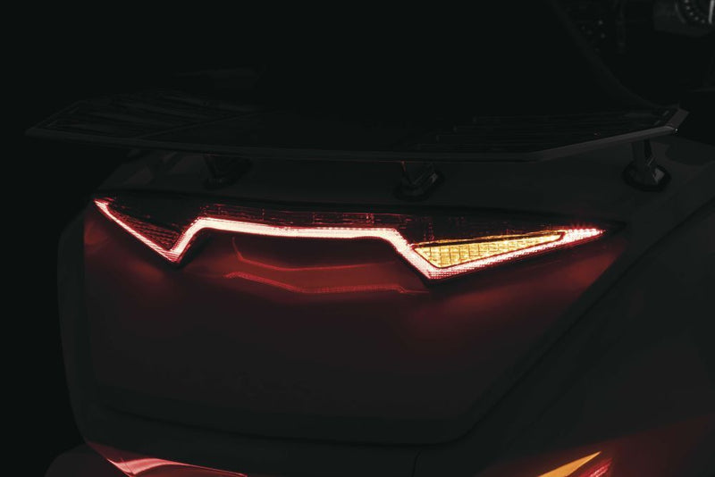 Load image into Gallery viewer, Kuryakyn Omni LED Trunk Light Bar 3264
