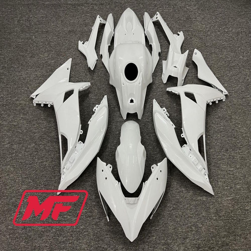 Load image into Gallery viewer, Monster Fairings Full Kit Kawasaki Ninja650 17 Gloss White + Windshield + Gas Tank Cover
