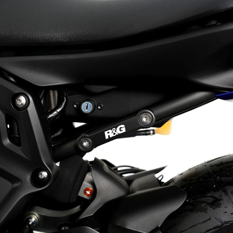 Load image into Gallery viewer, R&amp;G Racing Silver Footrest Delete Blanking Plate Kit For 2014-2024 Yamaha MT-07 FZ-07
