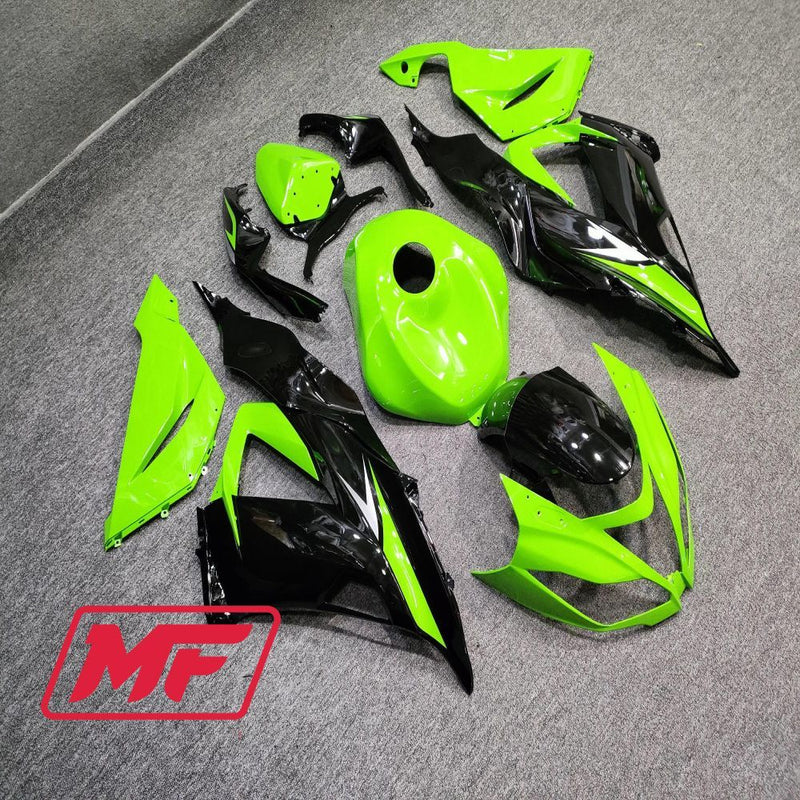 Load image into Gallery viewer, Monster Fairings Full Kit Kawasaki ZX-6R 13-18 Black and Green + Windshield + Gas Tank Cover
