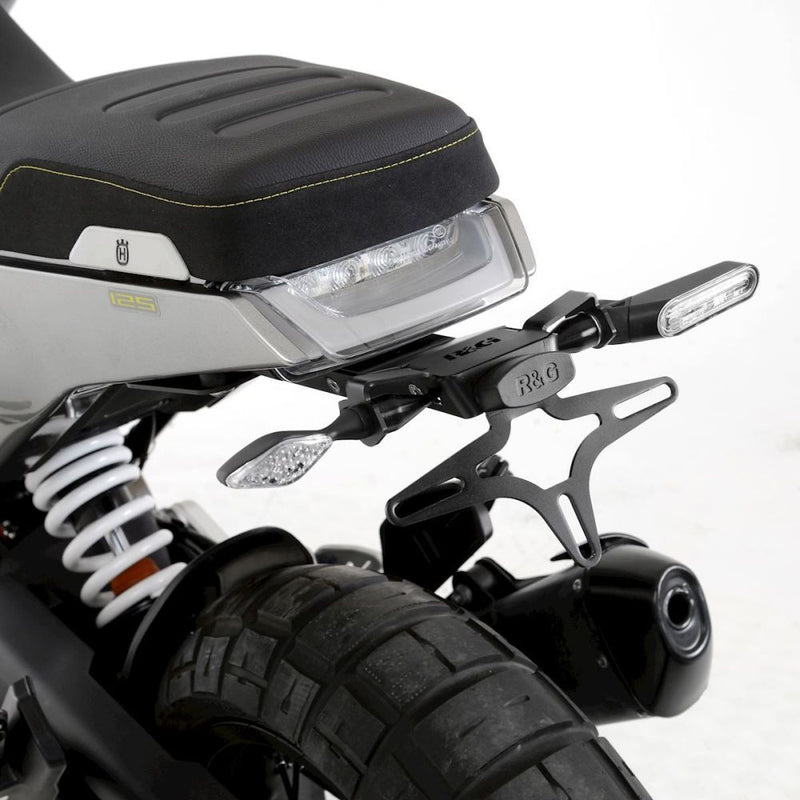 Load image into Gallery viewer, R&amp;G Racing Black Tail Tidy License Plate Holder For 2021-2023 Husqvarna 125 Svartpilen
