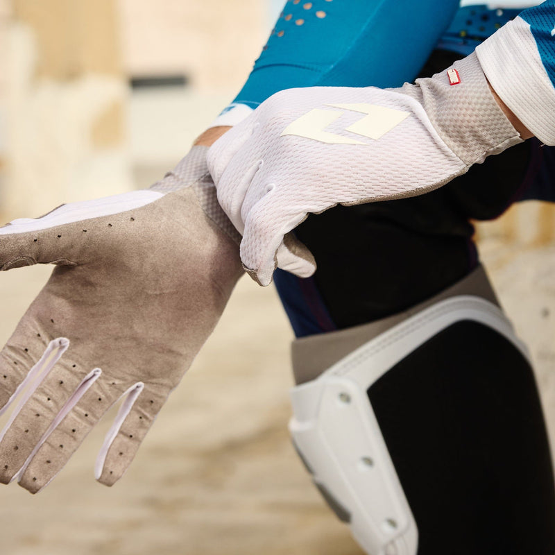 Load image into Gallery viewer, One Industries V197 Ice White Gloves
