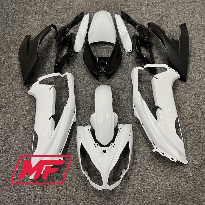 Load image into Gallery viewer, Monster Fairings Full Kit Kawasaki Ninja650 12-16 Black and White + Windshield + Gas Tank Cover

