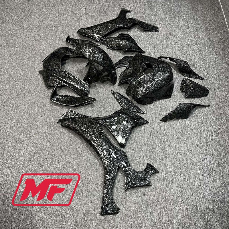 Load image into Gallery viewer, Monster Fairings Full Kit Yamaha R1 20-23 Forged Carbon Fiber Style + Windshield + Gas Tank Cover
