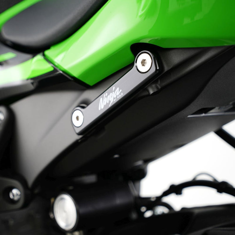 Load image into Gallery viewer, R&amp;G Racing Black Footrest Delete Blanking Plates For 2009-2012 Kawasaki Ninja ZX6R ZX600R
