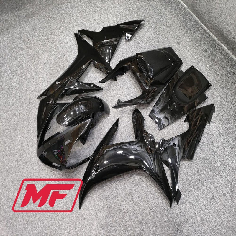 Load image into Gallery viewer, Monster Fairings Full Kit Yamaha R1 02-03 Gloss Black + Windshield + Gas Tank Cover

