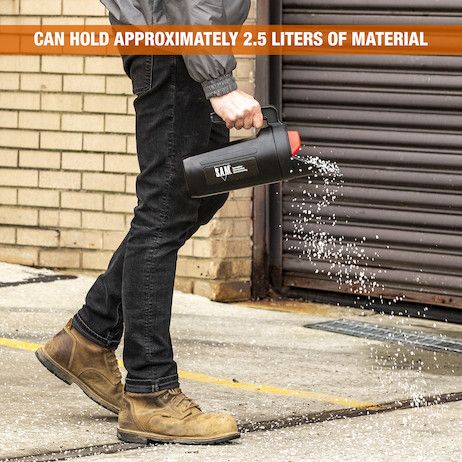 Load image into Gallery viewer, SAM Hand Salt Spreader/Shaker - 2.5 Liter Capacity
