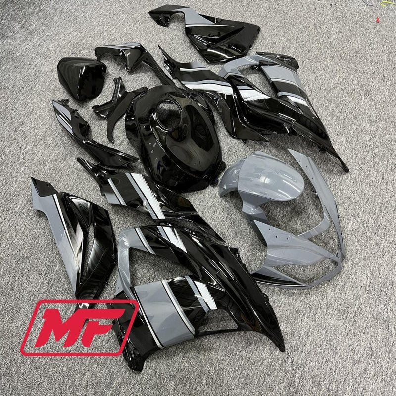 Load image into Gallery viewer, Monster Fairings Full Kit Kawasaki ZX-6R 13-18 Gloss Grey and Black + Windshield + Gas Tank Cover
