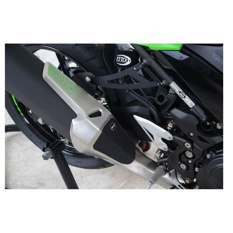 Load image into Gallery viewer, R&amp;G Racing Black Boot Guard Kit For 2018-2020 Kawasaki Ninja 250
