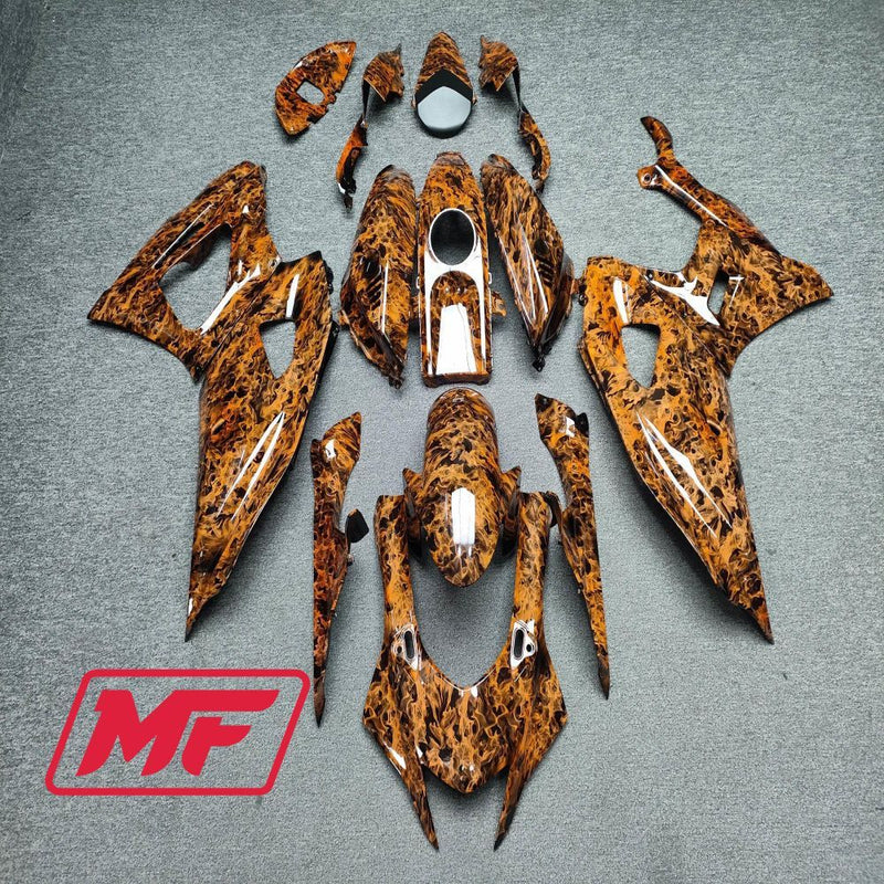 Load image into Gallery viewer, Monster Fairings Full Kit YAMAHA R7 21-24 Orange Special + Windshield + Gas Tank Cover
