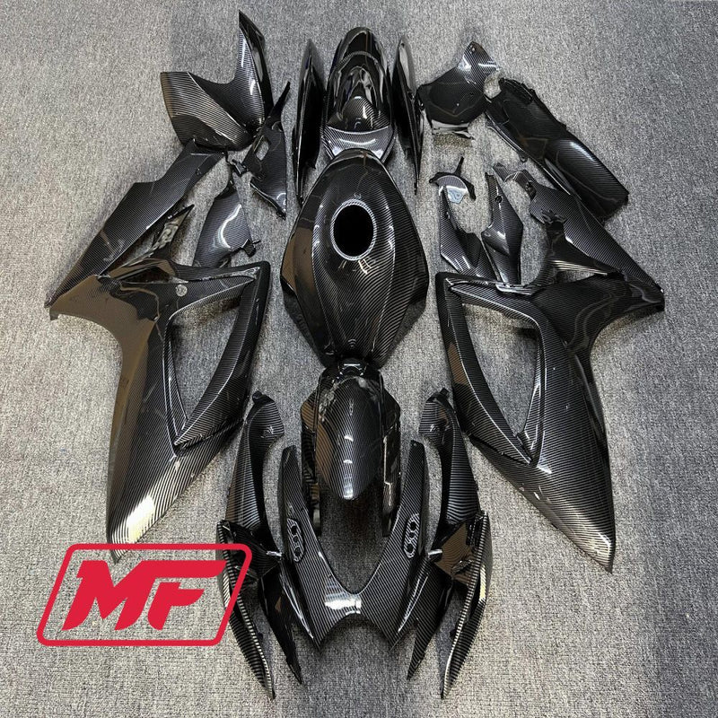 Load image into Gallery viewer, Monster Fairings Full Kit Suzuki GSXR600-750 06-07 Carbon Fiber Style + Windshield + Gas Tank Cover
